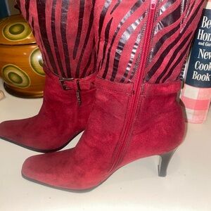 Women Vintage boots heels booties 80s Red tiger stripe suede bootie punk espo 37